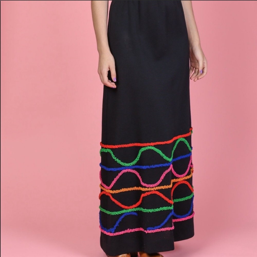 Vintage 70s Halter Neck Black Maxi Dress with Multicolored Striped Ruffled Trim - Picture 4 of 9